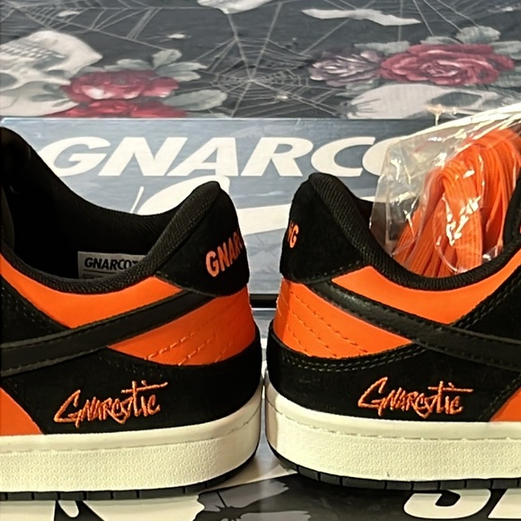 DS GNARCOTIC SB DUNK LOW BUTTERFLY EFFECT BLACK/ORANGE LIL GNAR MONARCH 6 6.5 10 - Picture 10 of 16